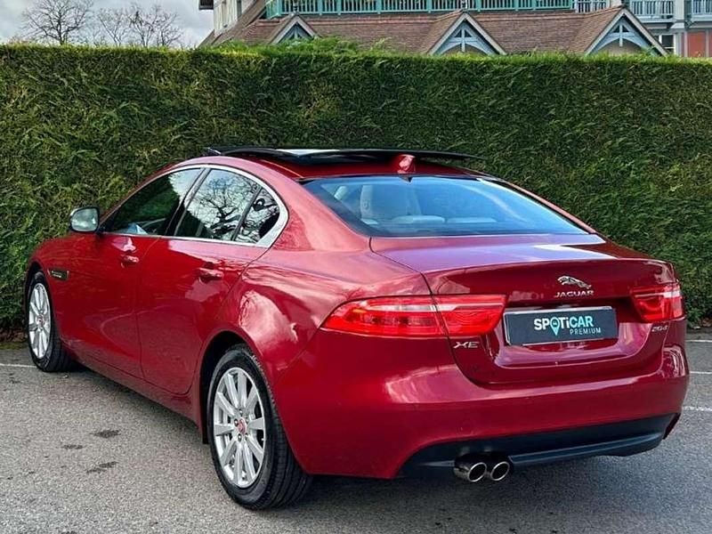 Occasion Jaguar XE Prestige 182 ch (133 kW) 2018 Berline