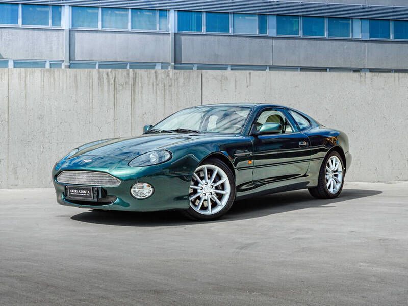 Vert Utilisé 2000 Aston Martin DB7 Coupé | 69 500 € - Image 1/4