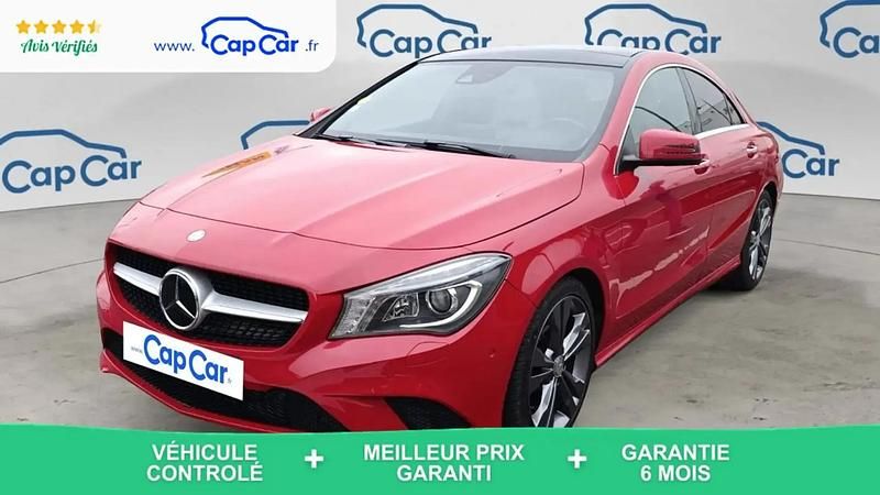 Rouge Utilisé 2015 Mercedes CLA220 Berline | 15 990 € - Image 1/4