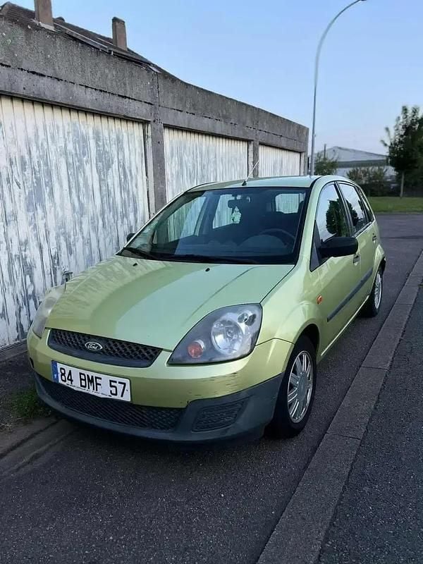 Utilisé 2006 Ford Fiesta Ambiente Citadine | 1 890 € (Super prix) - Image 1/4