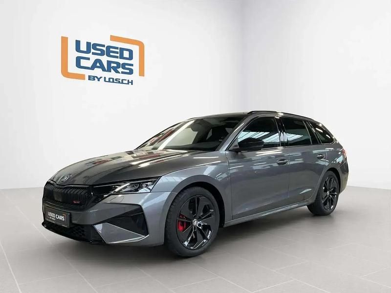 Gris Occasion 2024 Skoda Octavia RS Break | 39 989 € (Prix juste) - Image 1/4