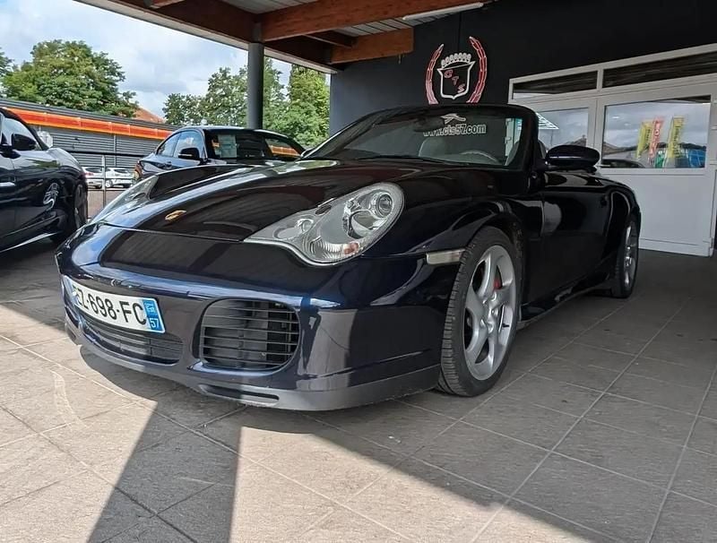 Bleu Utilisé 2004 Porsche 911 Carrera 4 Cabriolet Cabriolet | 42 900 € - Image 1/4