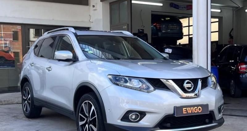 Gris Utilisé 2016 Nissan X-Trail Tekna SUV | 12 490 € (Prix juste) - Image 1/4