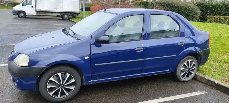 Bleu Utilisé 2006 Dacia Logan Lauréate Berline | 2 750 € - Image 1/4
