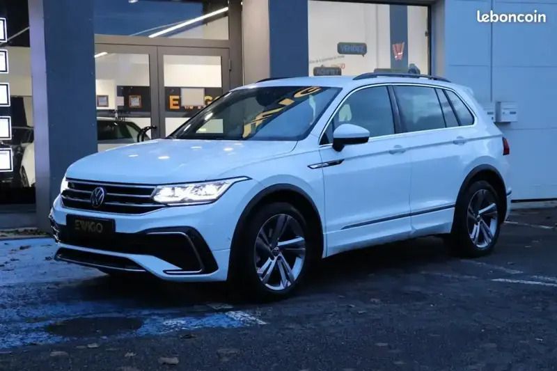 Blanc Utilisé 2023 VW Tiguan R-line SUV | 35 990 € (Prix juste) - Image 1/4