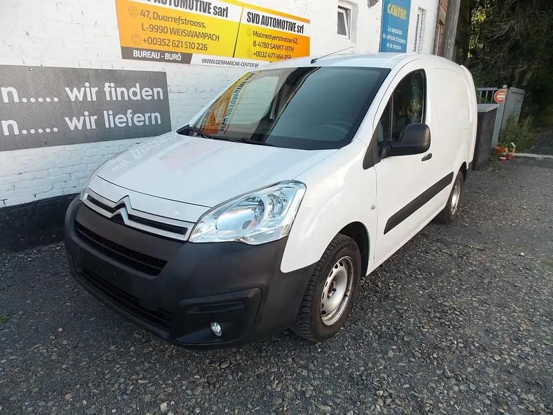 Blanc Utilisé 2018 Citroën Berlingo Monospace | 7 988 € (Super prix) - Image 1/4