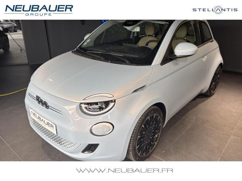 Celestial blue tricouche Utilisé 2022 Fiat 500e Berline | 17 970 € (Prix juste) - Image 1/4