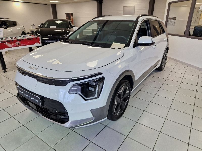 Blanc Utilisé 2023 Kia e-Niro 2 SUV | 35 799 € - Image 1/4