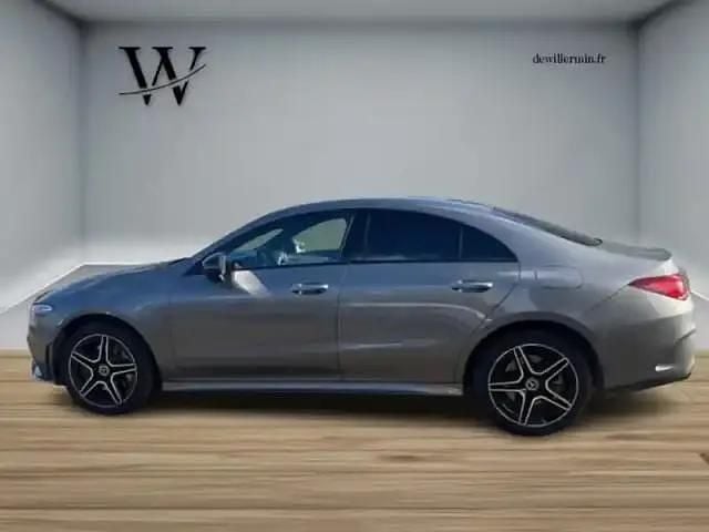 Gris montagne métallisé Occasion 2022 Mercedes CLA250e AMG line Berline | 32 990 € (Bon prix) - Image 1/3