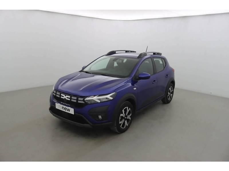 Bleu Utilisé 2024 Dacia Sandero Expression Citadine | 16 990 € (Prix juste) - Image 1/4