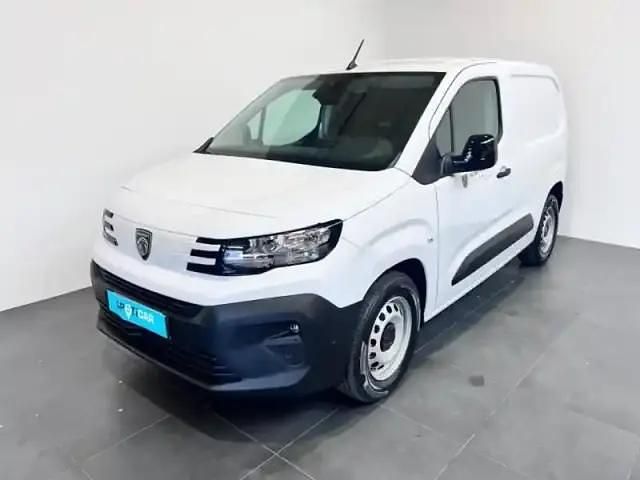 Blanc Utilisé 2025 Peugeot Partner Premium Van | 22 990 € (Prix assez cher) - Image 1/4