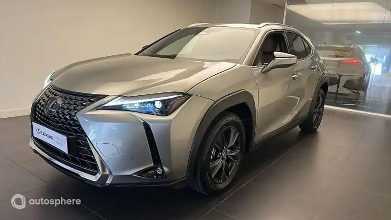 Gris Utilisé 2025 Lexus UX 300h SUV | 44 990 € (Prix juste) - Image 1/4