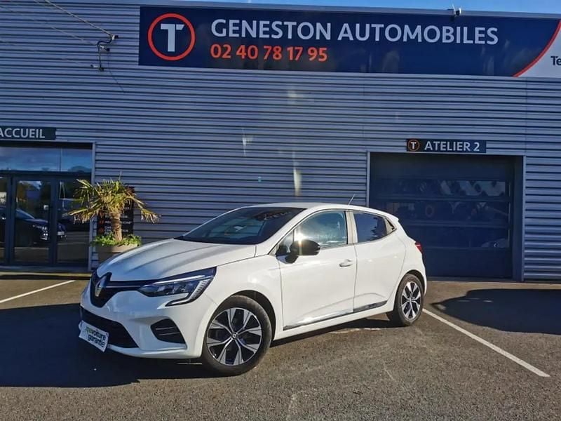 Blanc Occasion 2023 Renault Clio V Evolution Berline | 13 490 € (Bon prix) - Image 1/4