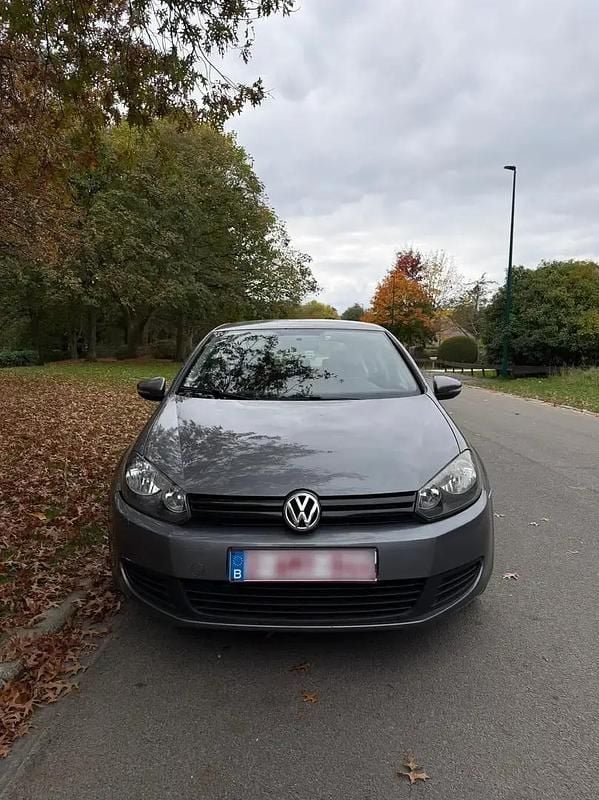 Utilisé 2011 VW Golf VI Trendline Berline | 4 250 € (Prix cher) - Image 1/4