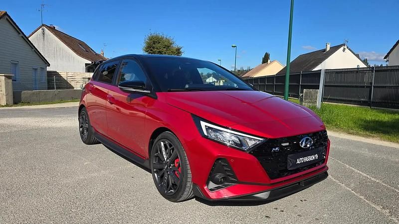 Rouge Utilisé 2023 Hyundai i20 N Performance Berline | 32 490 € - Image 1/4
