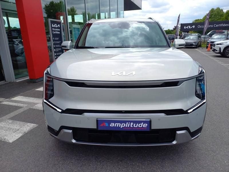 Occasion Kia EV9 Earth 150 kW (204 ch) 2023 Gris ivoire glossy métallisé SUV