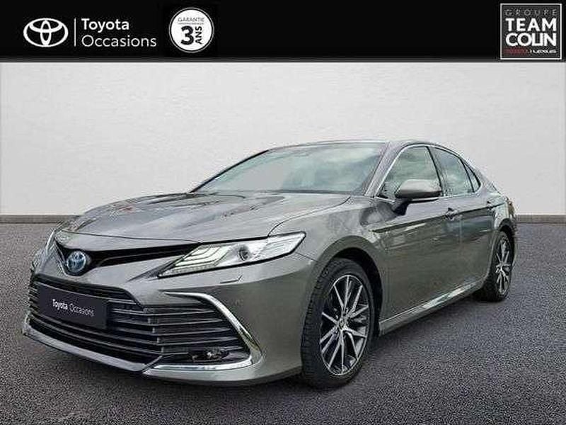 Utilisé 2021 Toyota Camry Design Berline | 31 990 € (Prix juste) - Image 1/1
