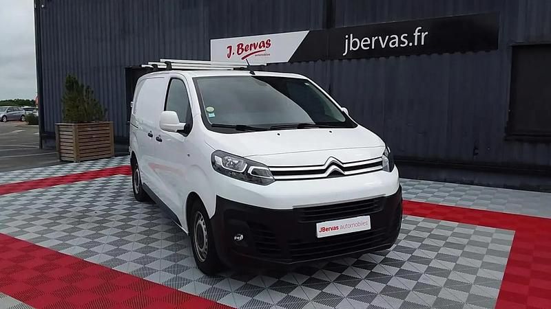Blanc Occasion 2017 Citroën Jumpy Business Class Monospace | 16 990 € - Image 1/4