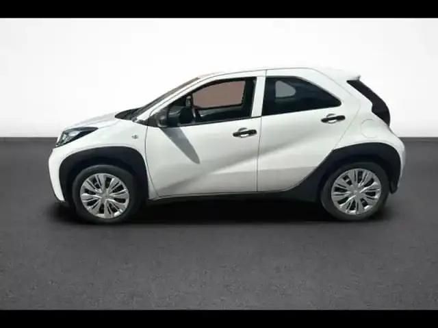 Occasion Toyota Aygo X Active 72 ch (52 kW) 2023 Blanc SUV