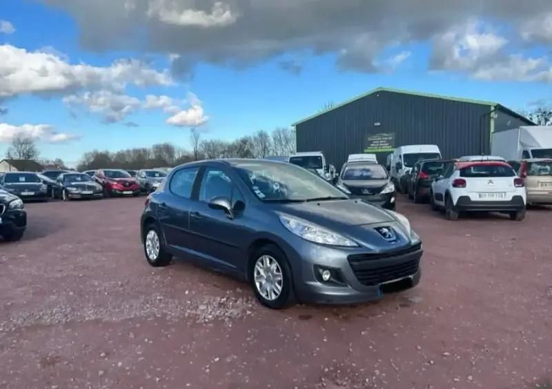 Utilisé 2011 Peugeot 207 Active Berline | 4 490 € (Prix juste) - Image 1/4