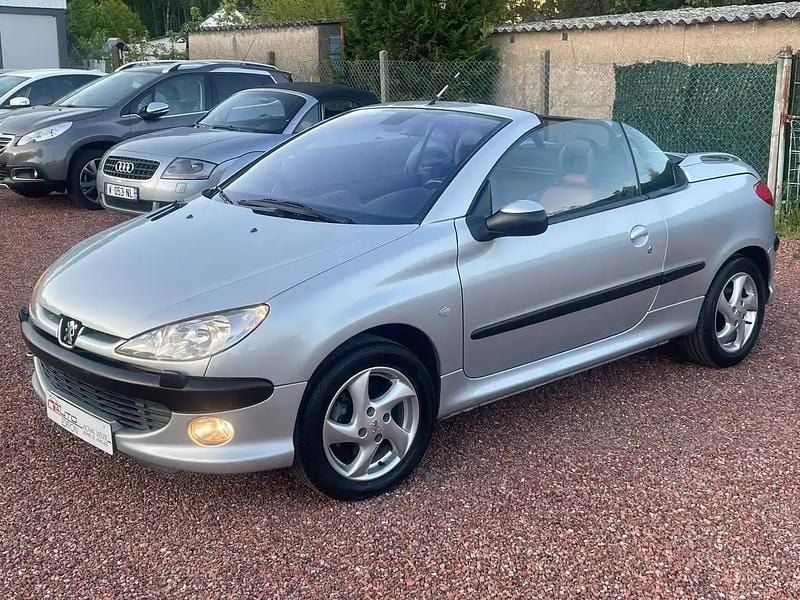 Gris Occasion 2003 Peugeot 206 CC Platinum Cabriolet | 3 990 € (Prix juste) - Image 1/4