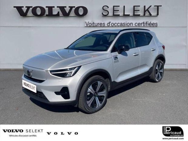 Utilisé 2023 Volvo XC40 Ultimate SUV | 37 900 € (Prix juste) - Image 1/4