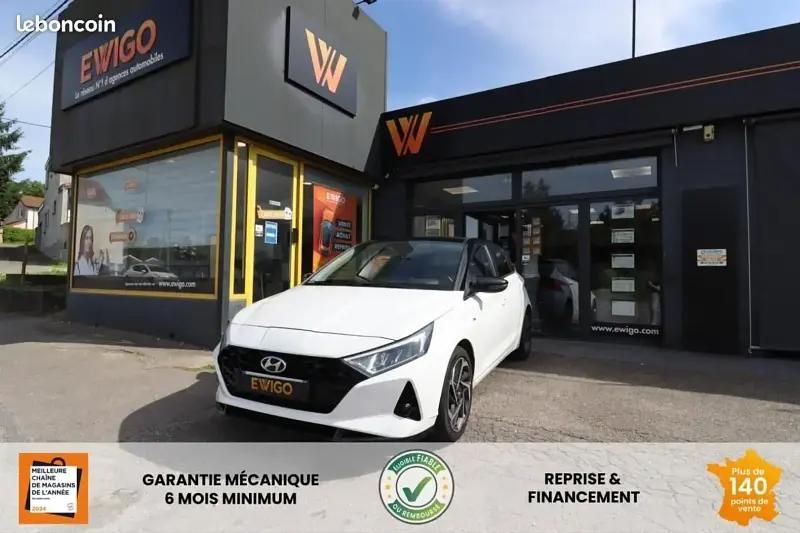 Blanc Utilisé 2020 Hyundai i20 Berline | 13 989 € (Prix juste) - Image 1/4