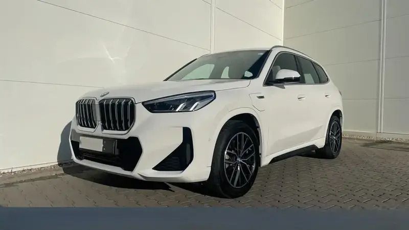 Blanc Utilisé 2023 BMW X1 M Sport SUV | 52 990 € - Image 1/4