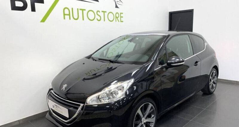 Utilisé 2012 Peugeot 208 Citadine | 8 990 € (Prix cher) - Image 1/4