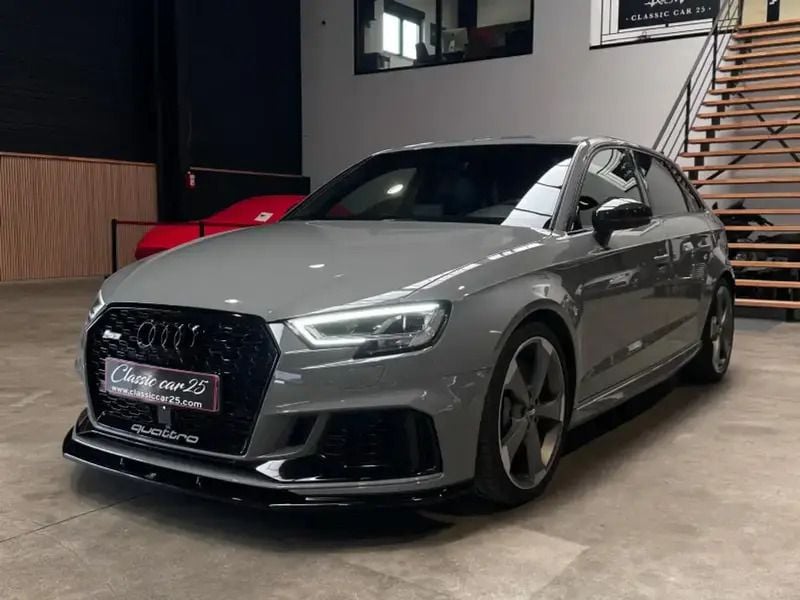 Gris Utilisé 2018 Audi RS3 Citadine | 51 990 € (Prix juste) - Image 1/4