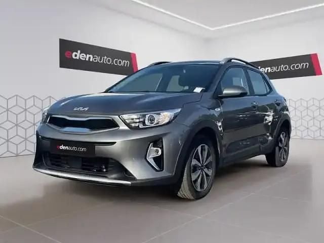 Occasion Kia Stonic 100 ch (73 kW) 2023 Astro grey SUV