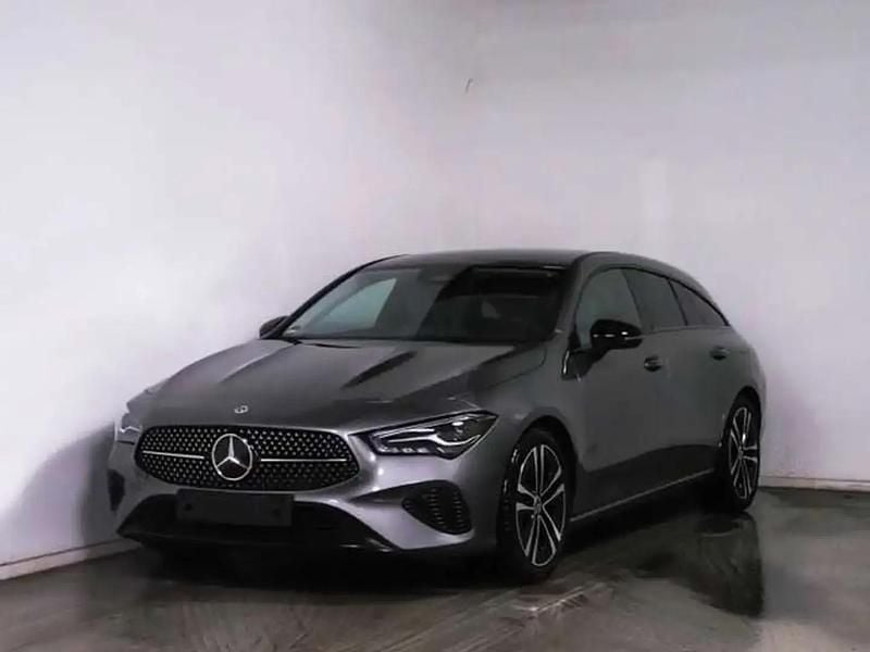 Gris Occasion 2024 Mercedes CLA180 Shooting Brake Progressive Break | 31 490 € (Bon prix) - Image 1/4