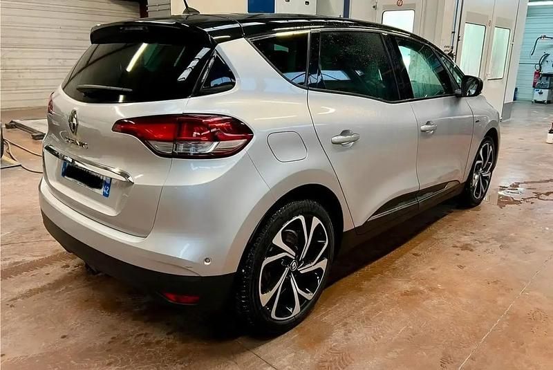 Occasion Renault Scénic IV Bose Edition 131 ch (96 kW) 2017 Gris Monospace