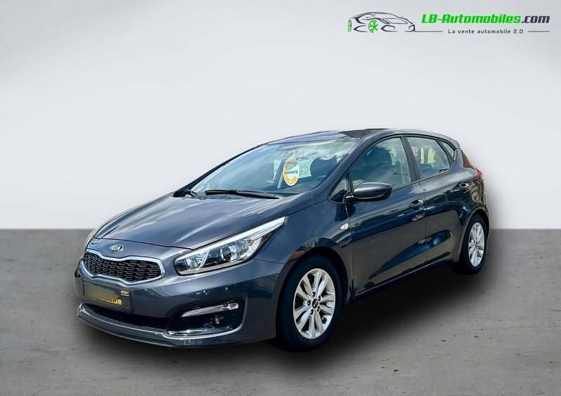 Utilisé 2016 Kia Ceed Berline | 13 800 € (Prix juste) - Image 1/4