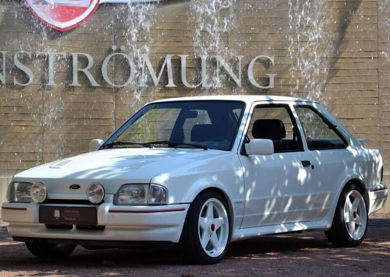 Occasion Ford Escort RS 132 ch (97 kW) 1988 Blanc Berline