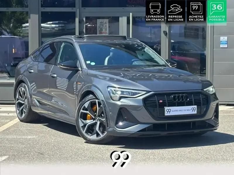 Gris Utilisé 2022 Audi e-tron Sportback Sport SUV | 47 990 € - Image 1/4