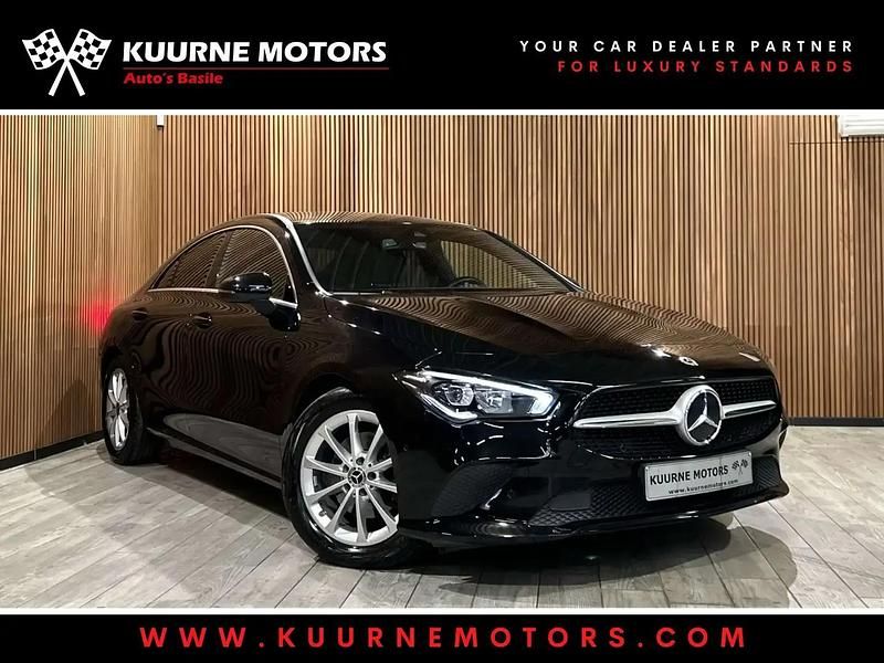 Noir Utilisé 2022 Mercedes CLA180 Berline | 26 500 € (Super prix) - Image 1/4