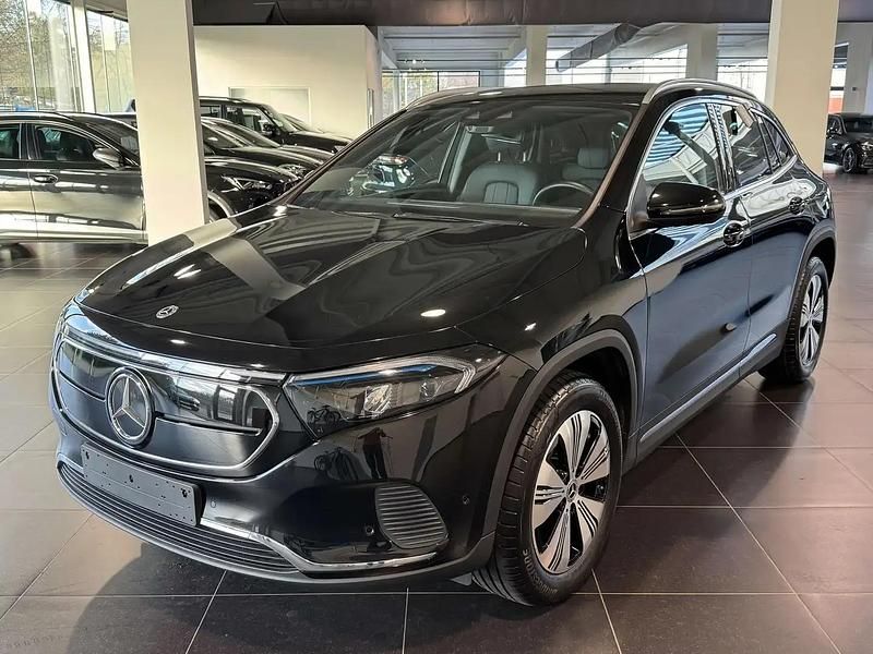 Noir Occasion 2023 Mercedes EQA250 Progressive SUV | 29 990 € (Super prix) - Image 1/4