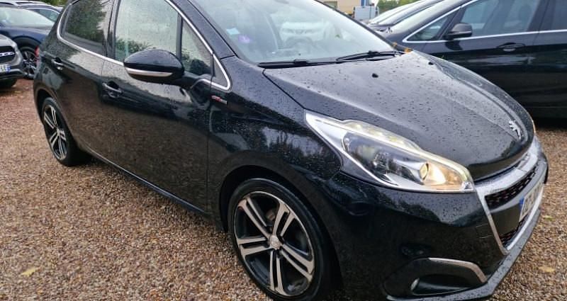 Utilisé 2016 Peugeot 208 GT-line Citadine | 7 990 € (Super prix) - Image 1/4