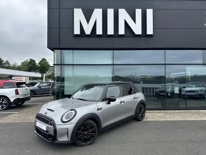 Argent Utilisé 2024 Mini Cooper S Premium Plus Citadine | 33 900 € (Prix juste) - Image 1/4