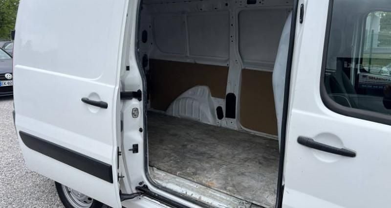 Image 3/4