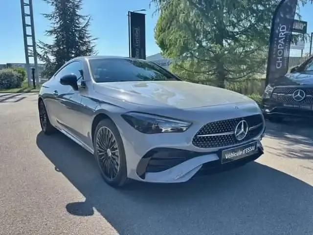 Gris Utilisé 2025 Mercedes E300 Coupé | 75 990 € - Image 1/4