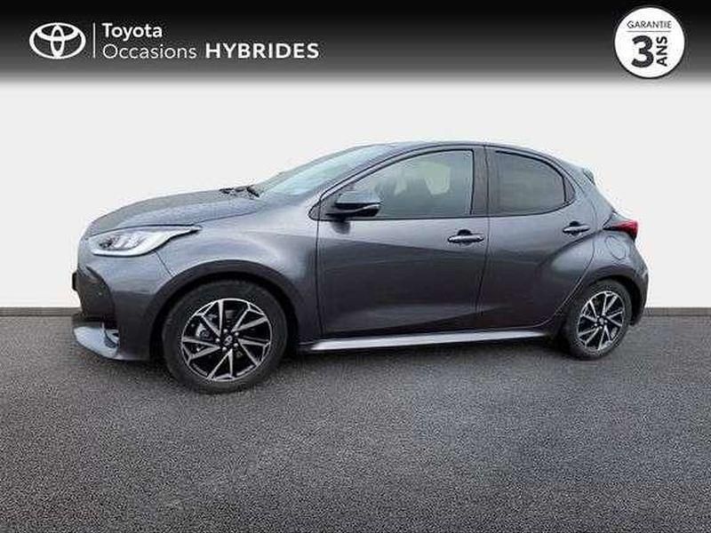 Utilisé 2023 Toyota Yaris Hybrid Design Berline | 20 990 € (Prix juste) - Image 1/1