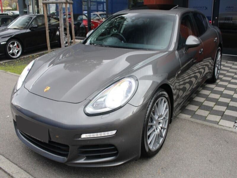 Gris Utilisé 2013 Porsche Panamera Berline | 53 700 € - Image 1/4
