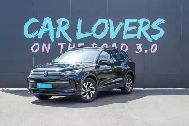 Noir Occasion 2024 VW Tiguan Life SUV | 40 990 € (Super prix) - Image 1/4