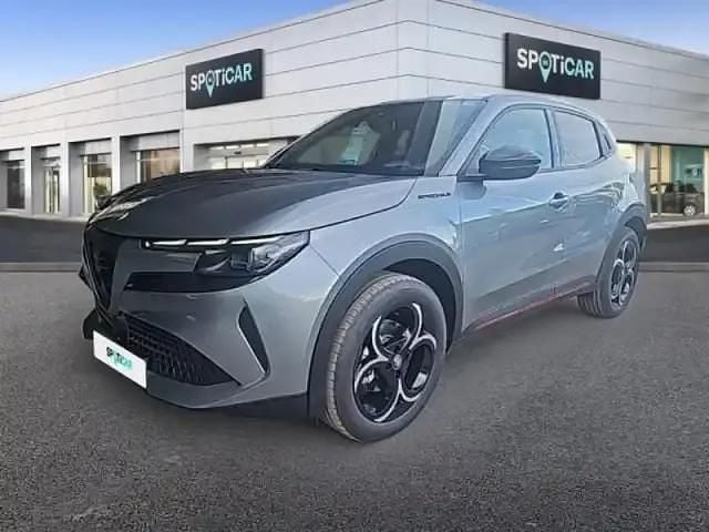 Nouvelle Alfa Romeo Junior Edizione Speciale 2025 Gris arese métallisée SUV