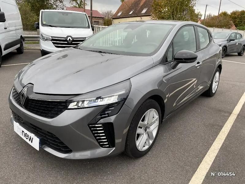 Gris Utilisé 2024 Renault Clio V Evolution | 17 990 € (Prix juste) - Image 1/4