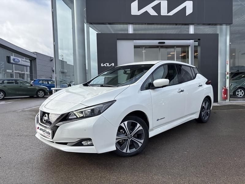 Occasion Nissan Leaf N-Connecta 110 kW (150 ch) 2019 Blanc lunaire Citadine