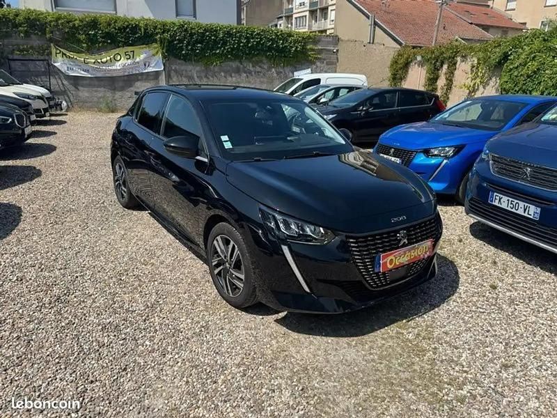 Noir Utilisé 2021 Peugeot 208 Allure Citadine | 10 990 € (Bon prix) - Image 1/4