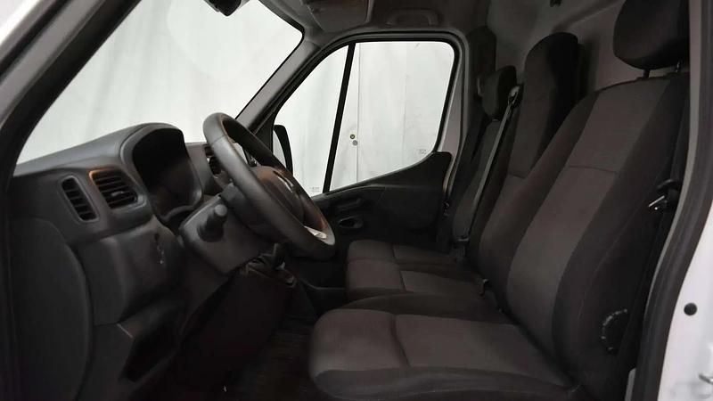 Image 3/4